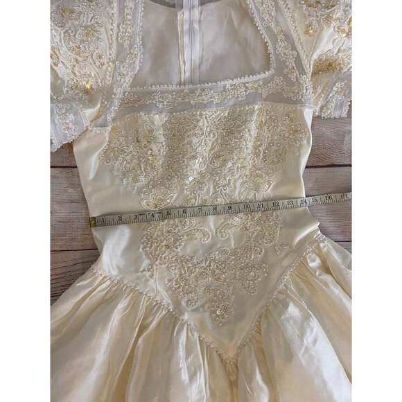 Vintage 1980's/1990's Beaded Bodice Silk Wedding Gown - Small - Picture 14 of 16
